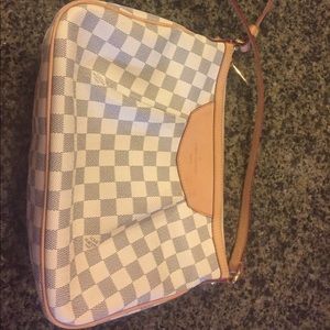 Authentic Louis Vuitton Siracusa crossbody PM